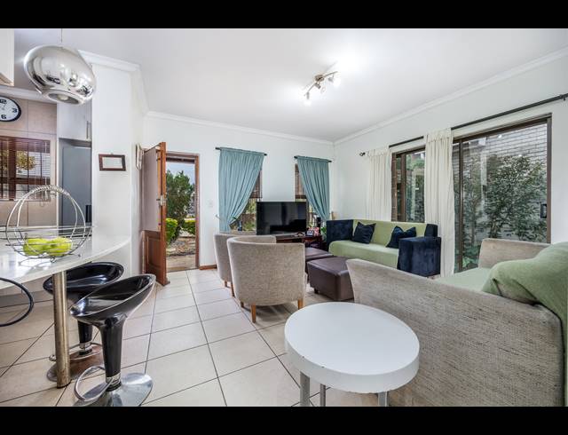 3 BEDROOM HOUSE FOR SALE IN JAKARANDAS